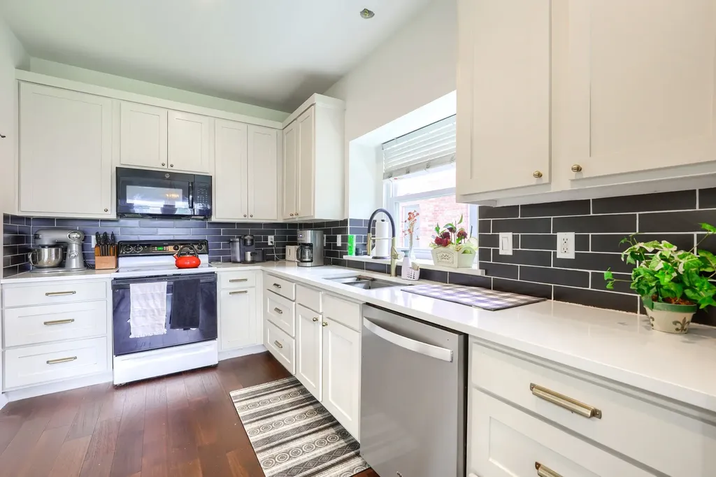 5225 Alec Drive Garland TX 75043