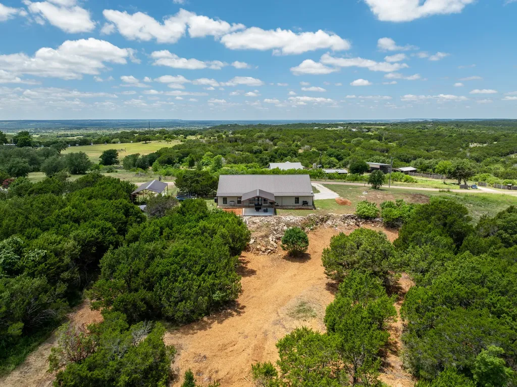 372 County Road 2547 Meridian TX 76665