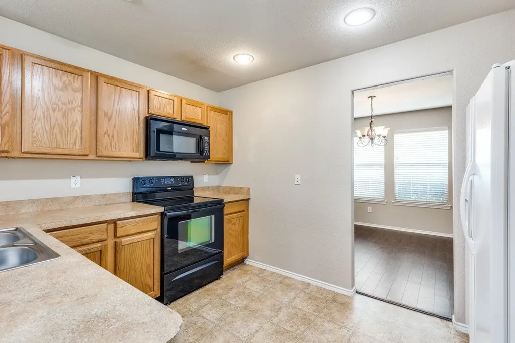2417 Grand Rapids Drive Fort Worth TX 76177