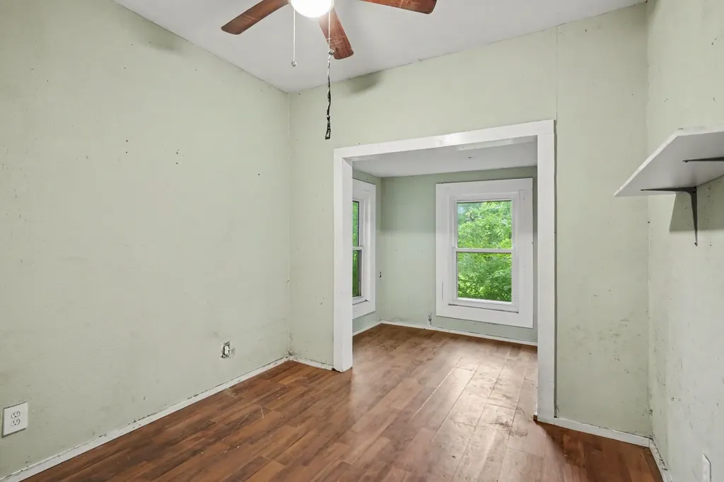 714 Ritchey Street Gainesville TX 76240