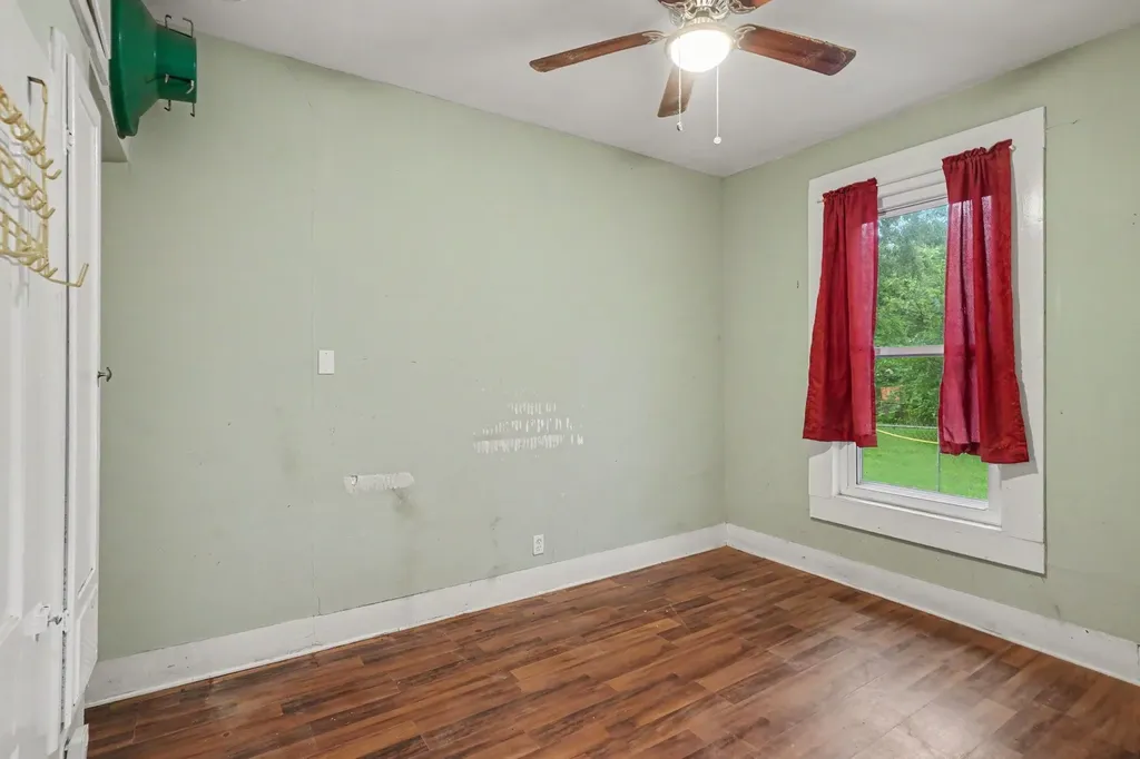 714 Ritchey Street Gainesville TX 76240