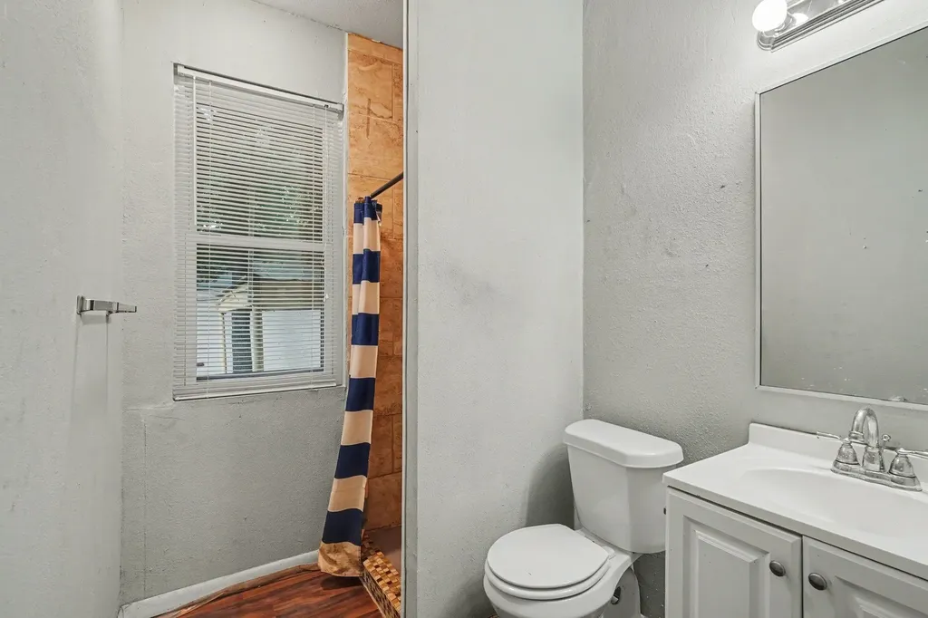714 Ritchey Street Gainesville TX 76240
