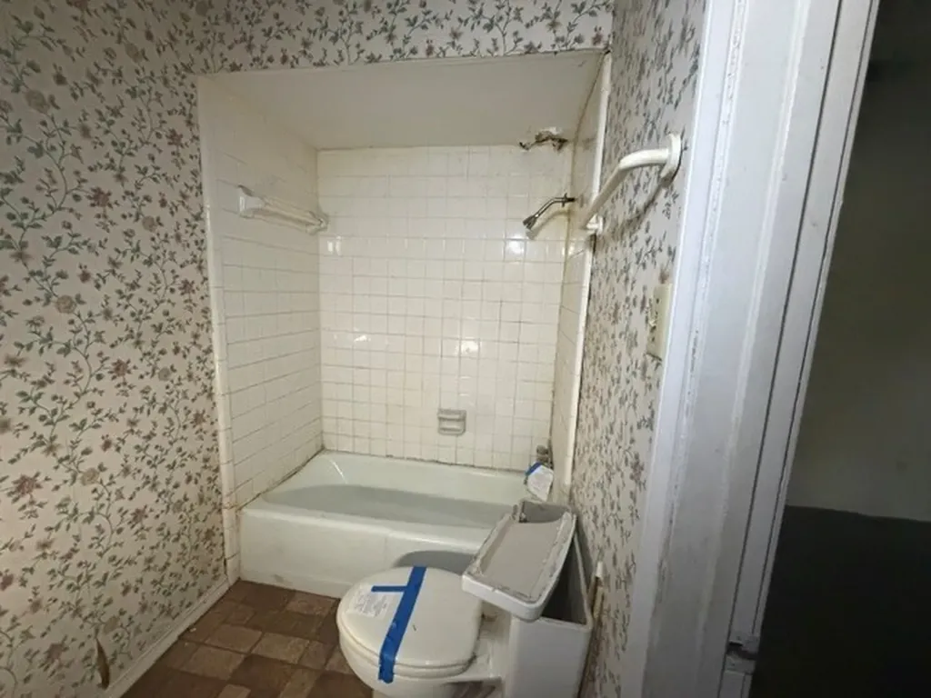 237 Palm Drive Marlin TX 76661