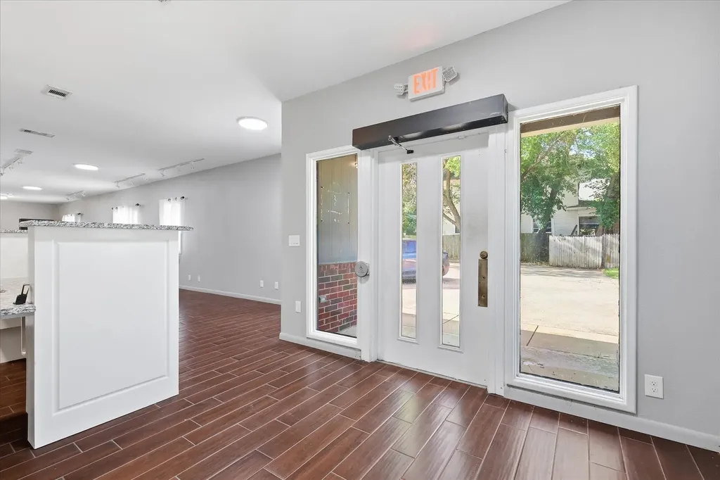 1309 Washington Fort Worth TX 76104