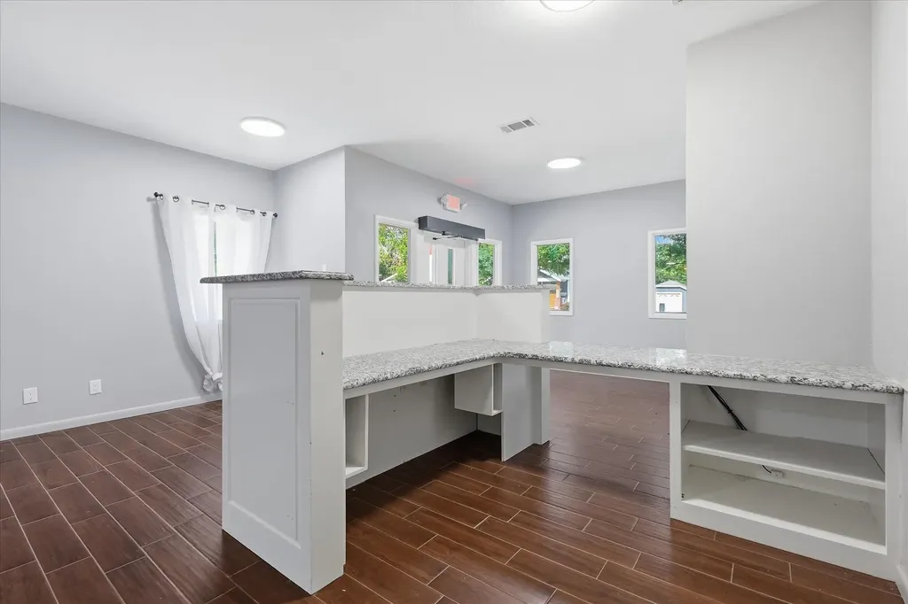 1309 Washington Fort Worth TX 76104