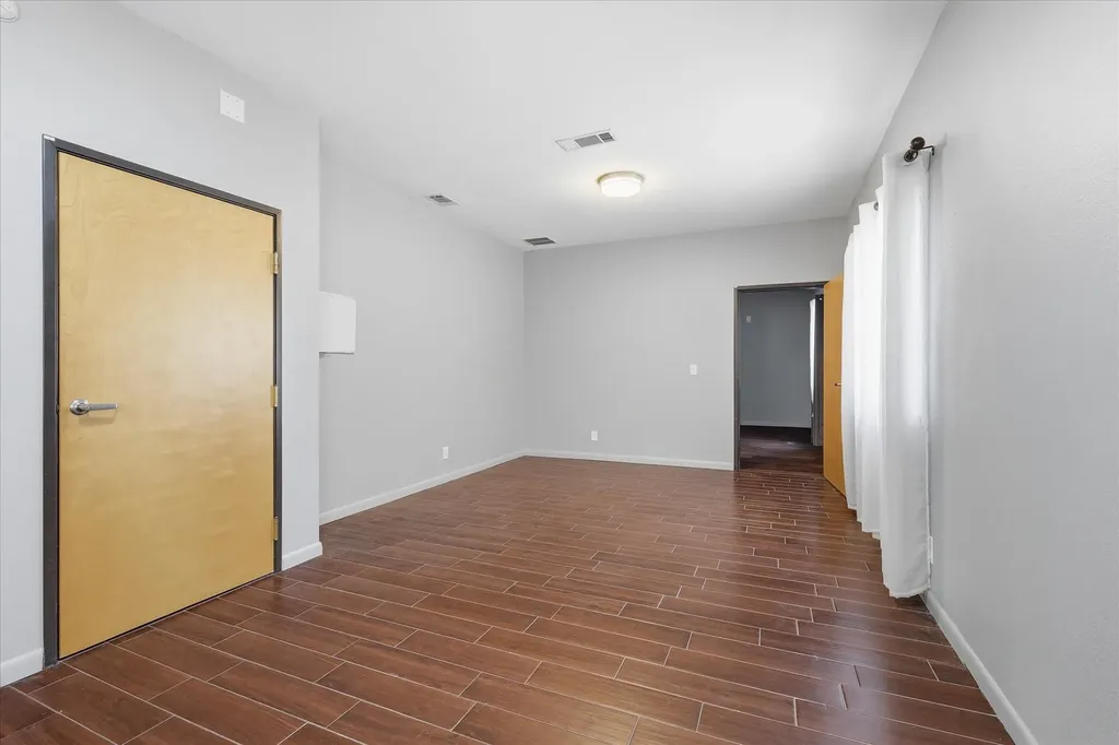 1309 Washington Fort Worth TX 76104