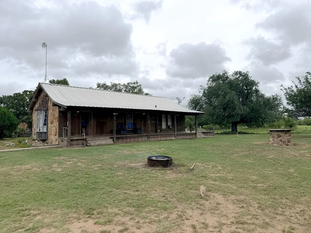 117 County Road 485 Ranger TX 76470