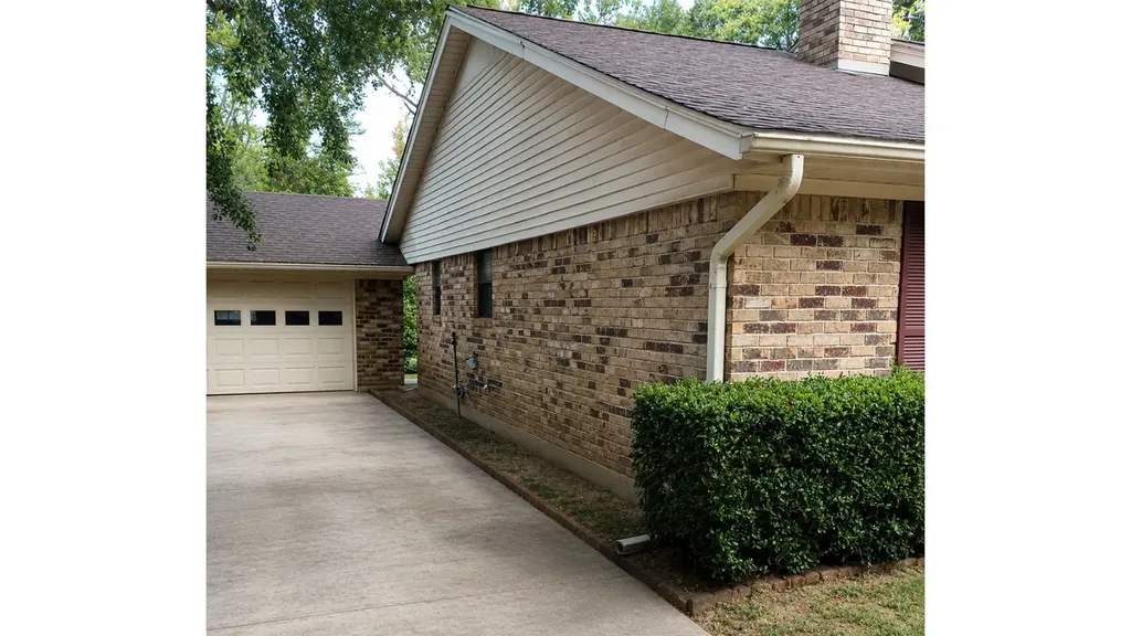 222 Woodland Circle Crockett TX 75835