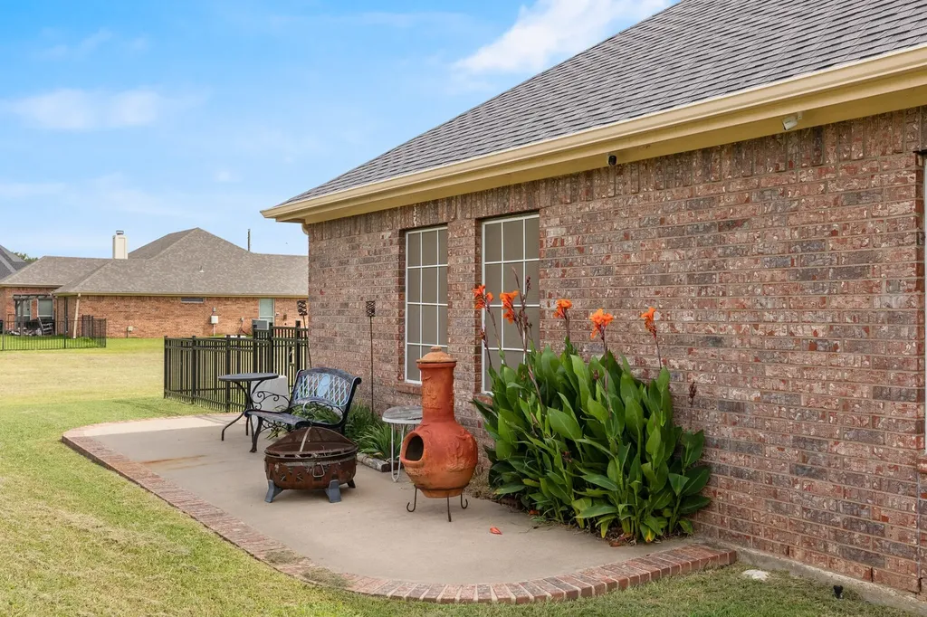 17012 Trailwood Drive Whitney TX 76692