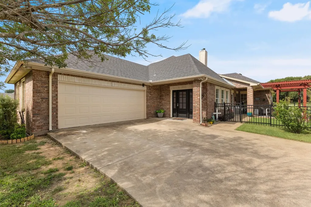 17012 Trailwood Drive Whitney TX 76692
