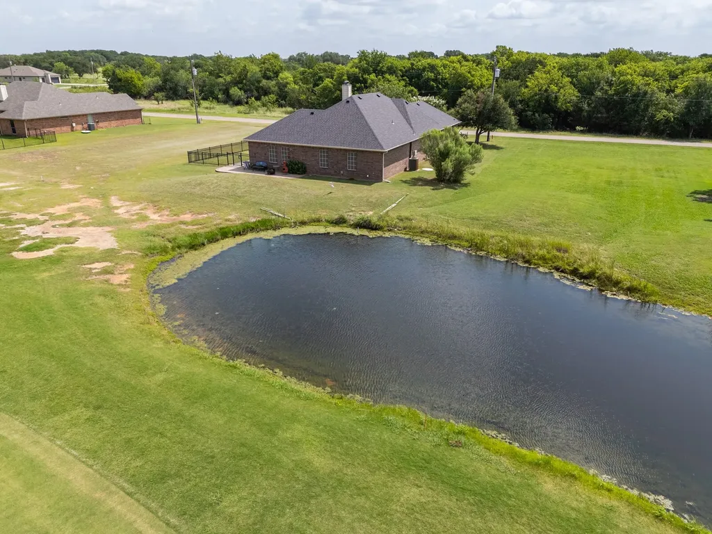 17012 Trailwood Drive Whitney TX 76692