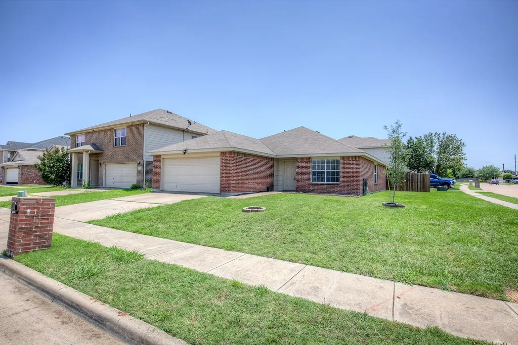 7000 Sylvan Meadows Drive Fort Worth TX 76120