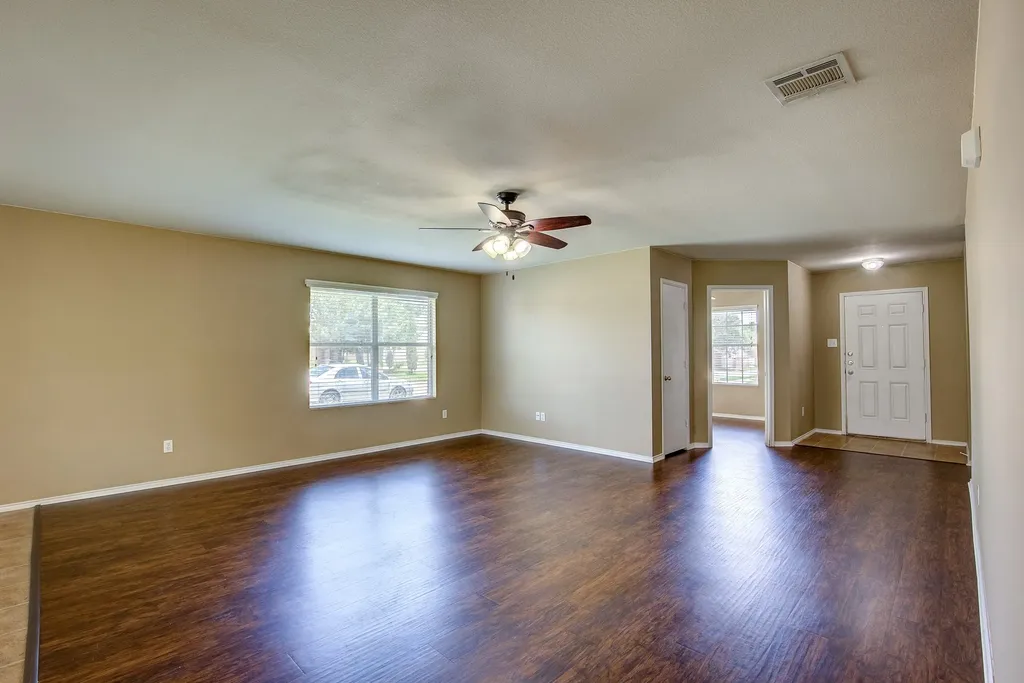 7000 Sylvan Meadows Drive Fort Worth TX 76120