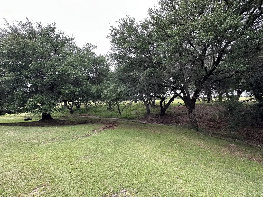 581 Comanche Lake Road Comanche TX 76442