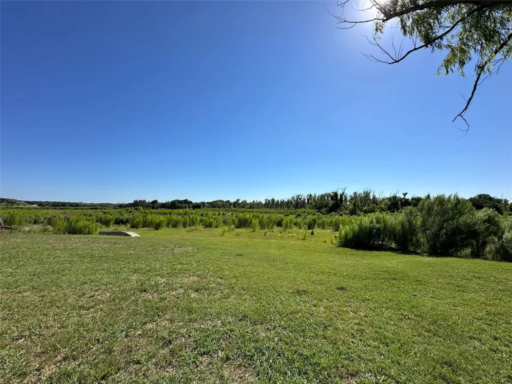 581 Comanche Lake Road Comanche TX 76442