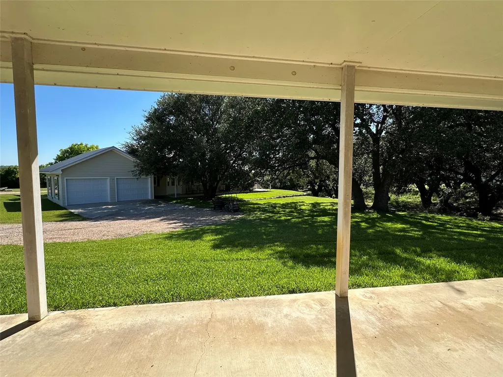 581 Comanche Lake Road Comanche TX 76442