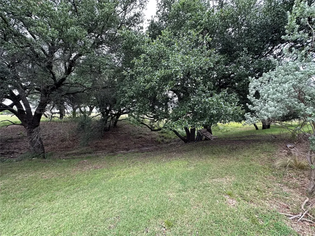 581 Comanche Lake Road Comanche TX 76442
