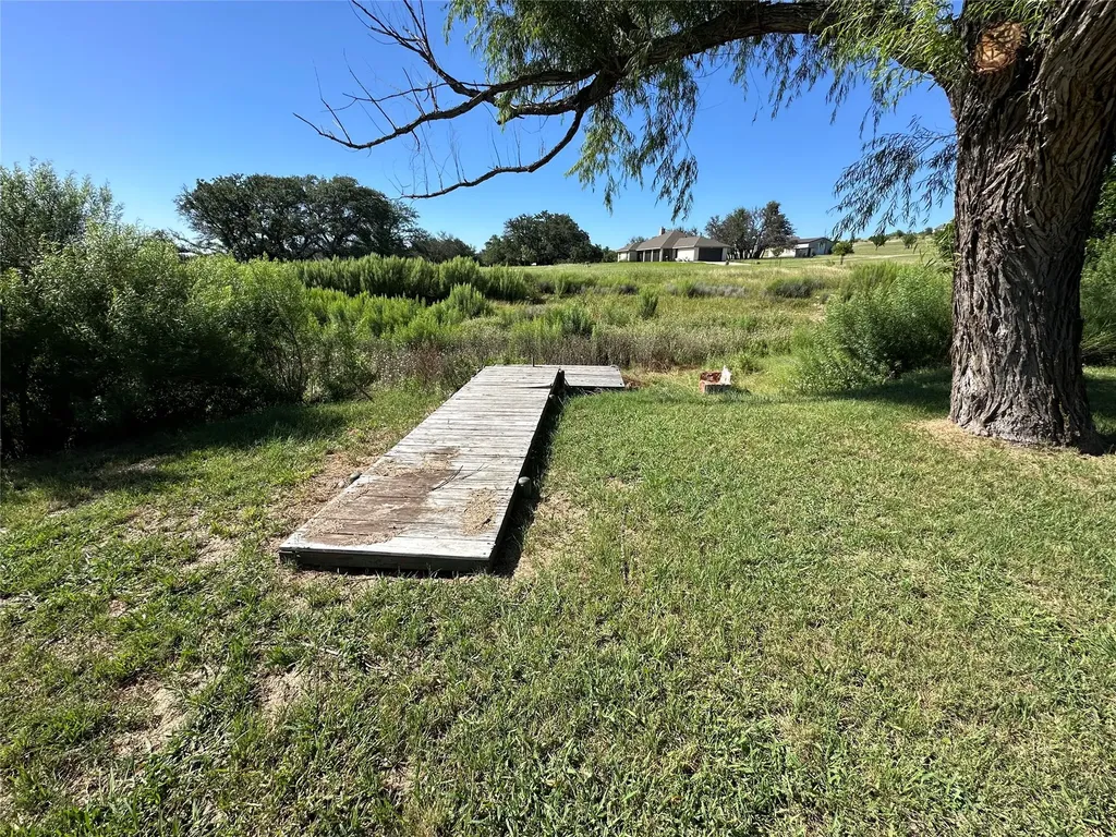 581 Comanche Lake Road Comanche TX 76442