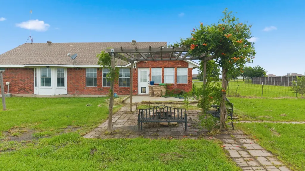 4869 Fm 6 Caddo Mills TX 75135