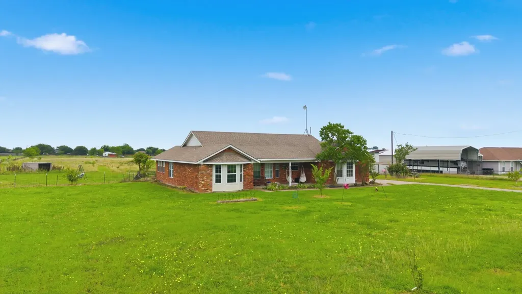 4869 Fm 6 Caddo Mills TX 75135