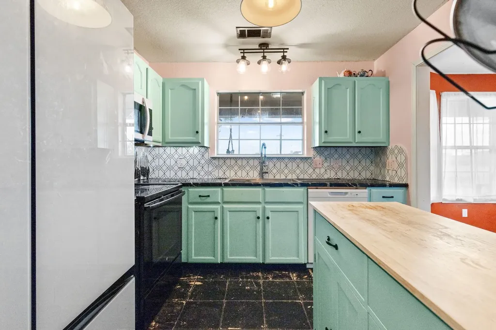4869 Fm 6 Caddo Mills TX 75135