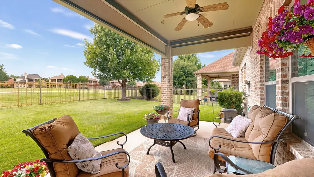 8900 Bluestem Drive Lantana TX 76226