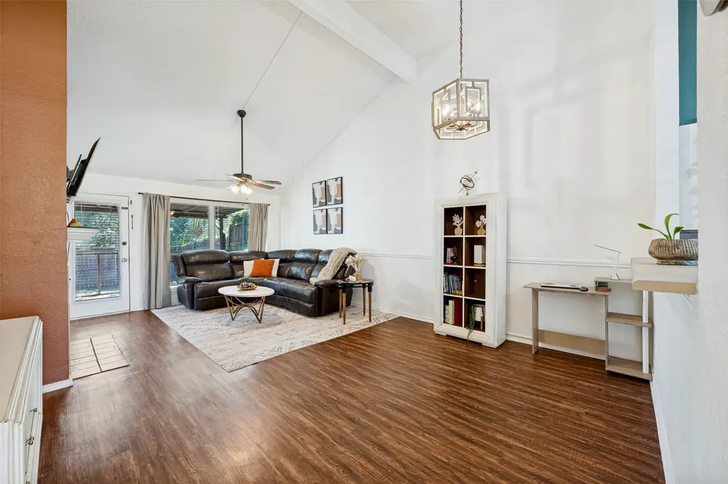 109 Hickory Springs Drive Euless TX 76039