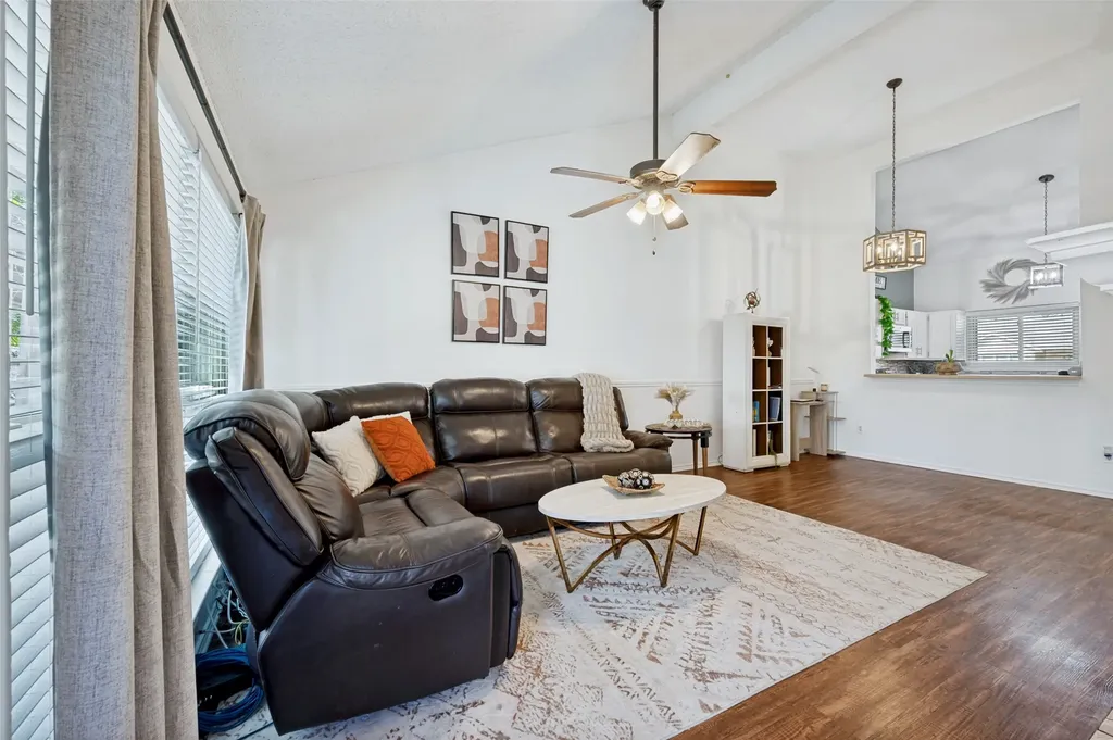 109 Hickory Springs Drive Euless TX 76039