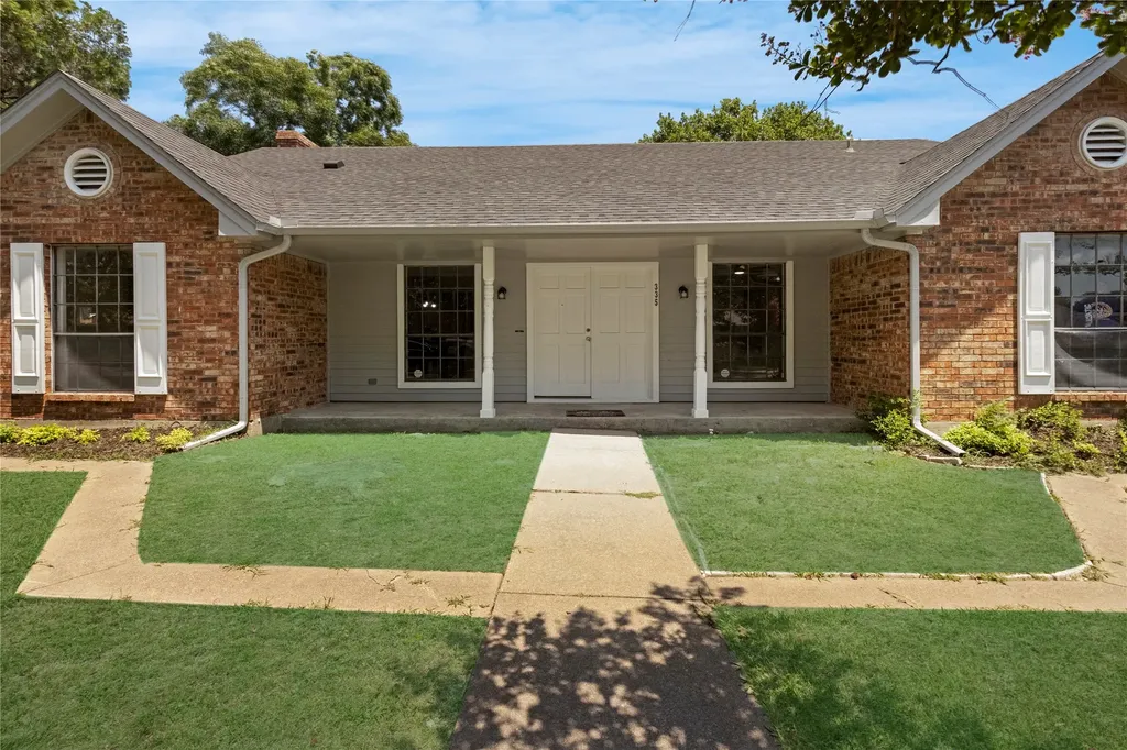 335 Hummingbird Lane Duncanville TX 75137