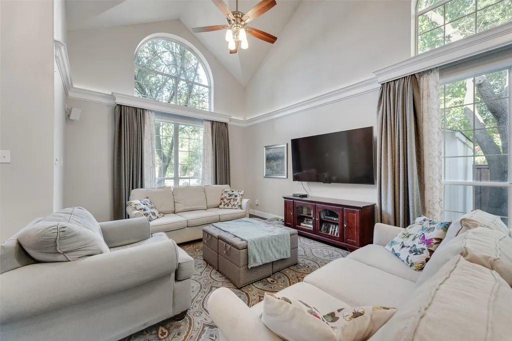 3301 Jones Court Bedford TX 76021