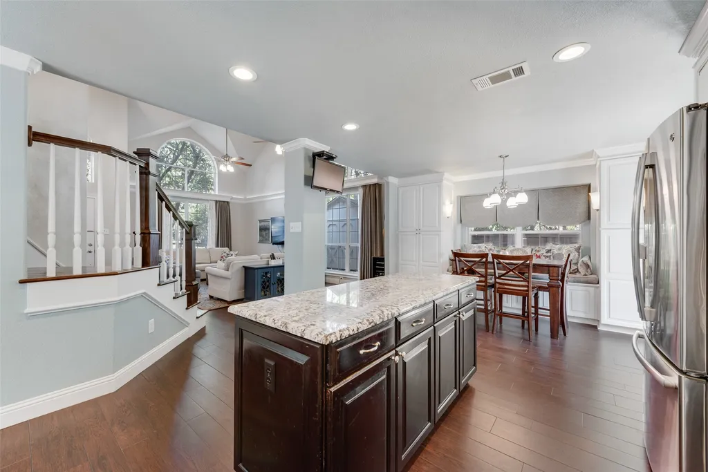 3301 Jones Court Bedford TX 76021