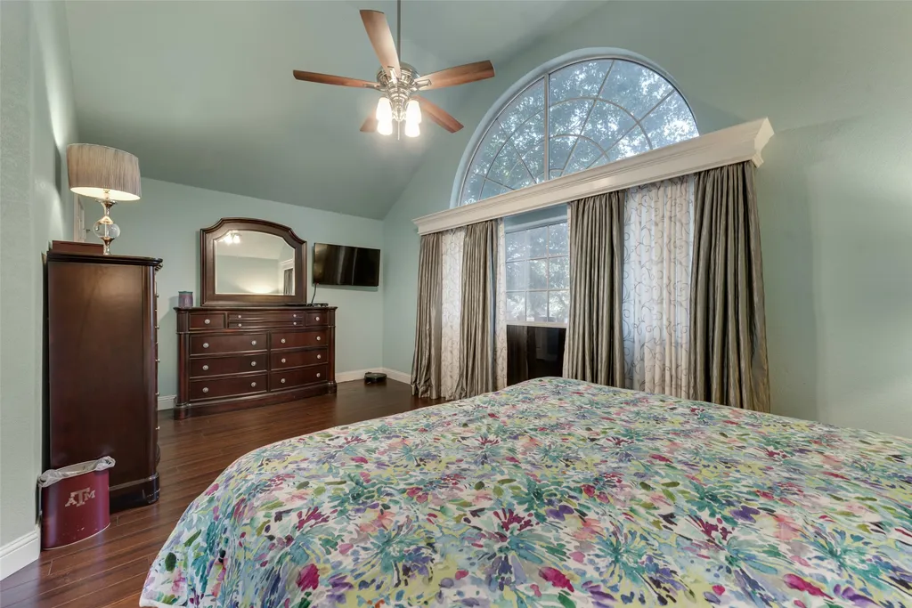 3301 Jones Court Bedford TX 76021