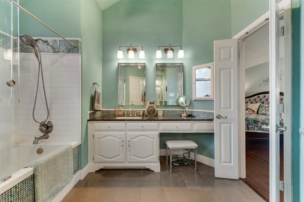 3301 Jones Court Bedford TX 76021