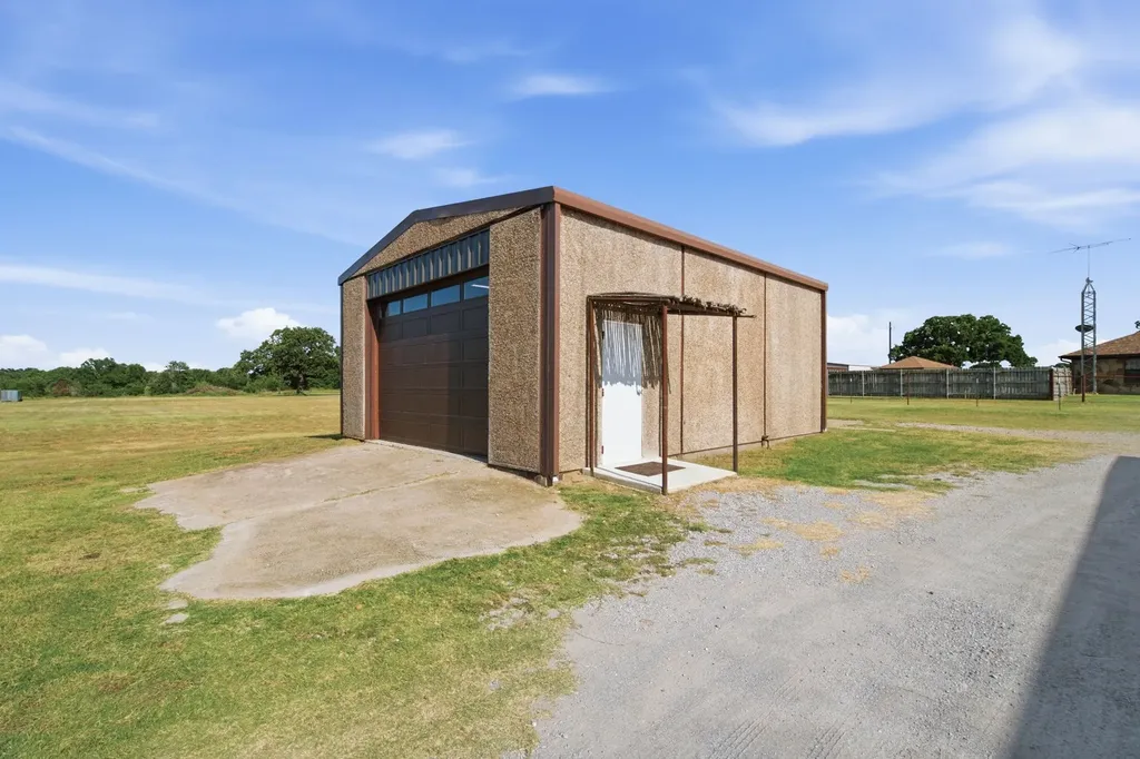 4711 S Highway 281 Mineral Wells TX 76067