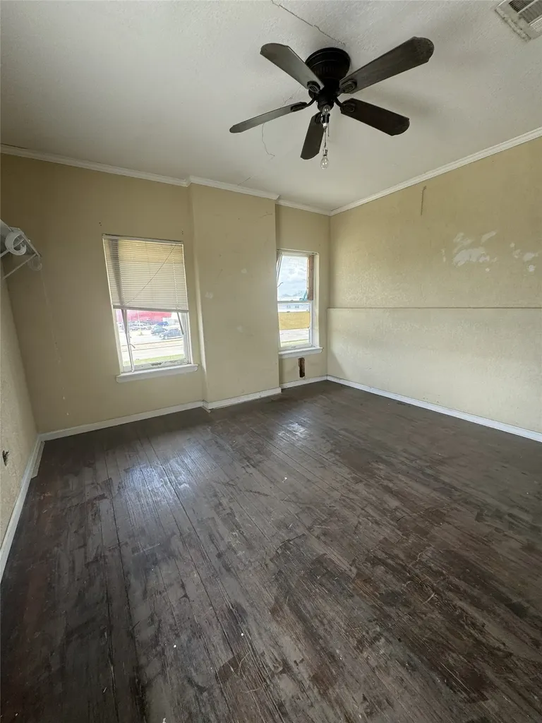 2836 Hemphill Street Fort Worth TX 76110