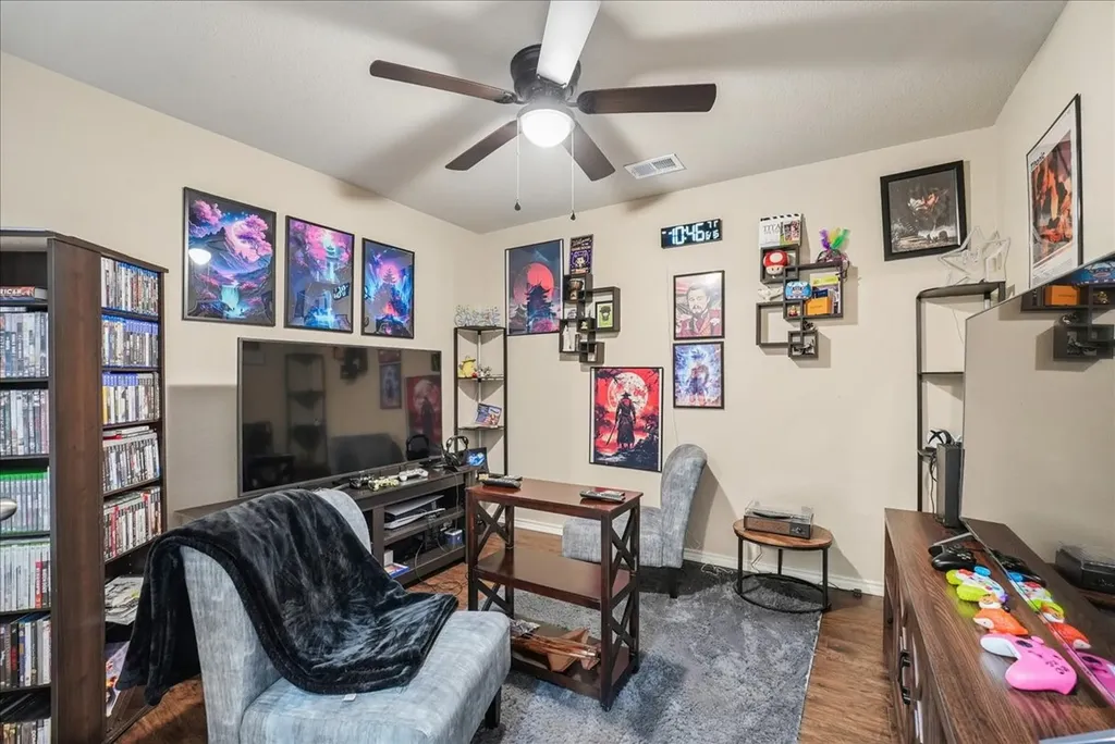 4037 Tiburon Street Fort Worth TX 76106