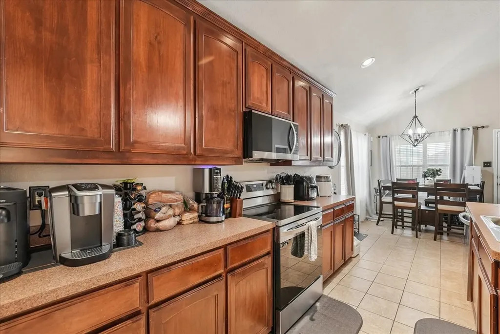 4037 Tiburon Street Fort Worth TX 76106