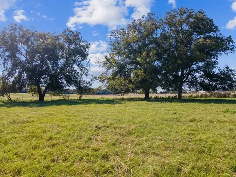324 E Highway 6 Iredell TX 76649