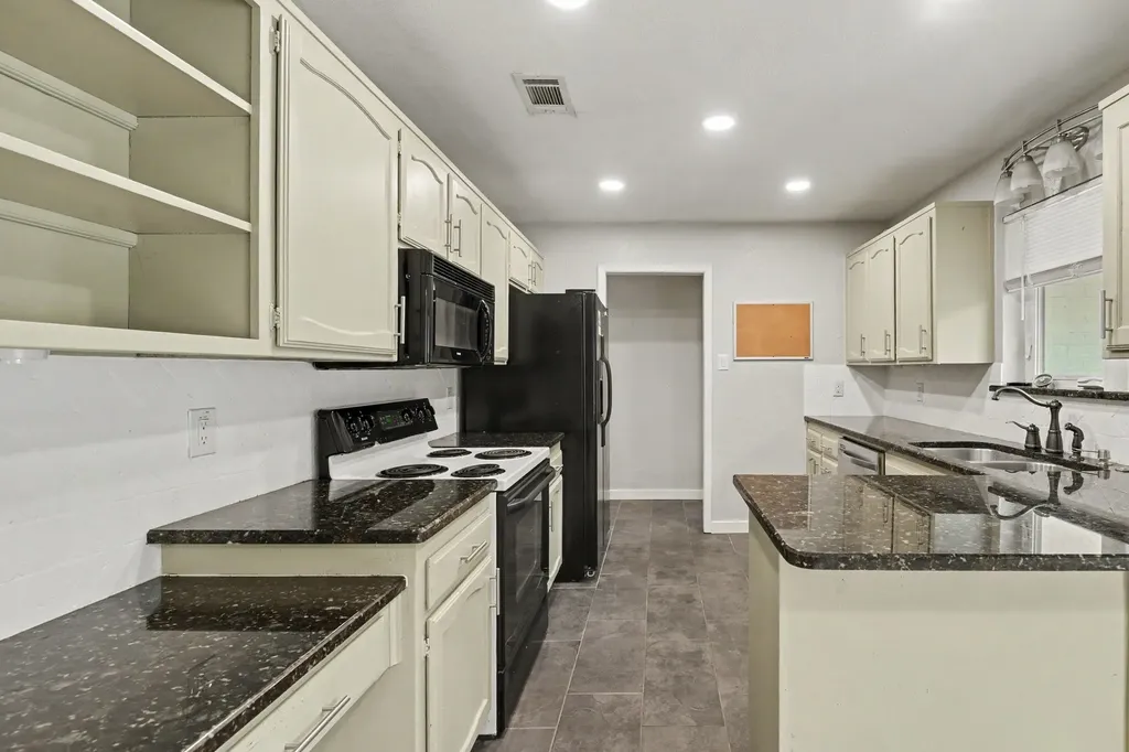 217 Kingswood Road Willow Park TX 76087