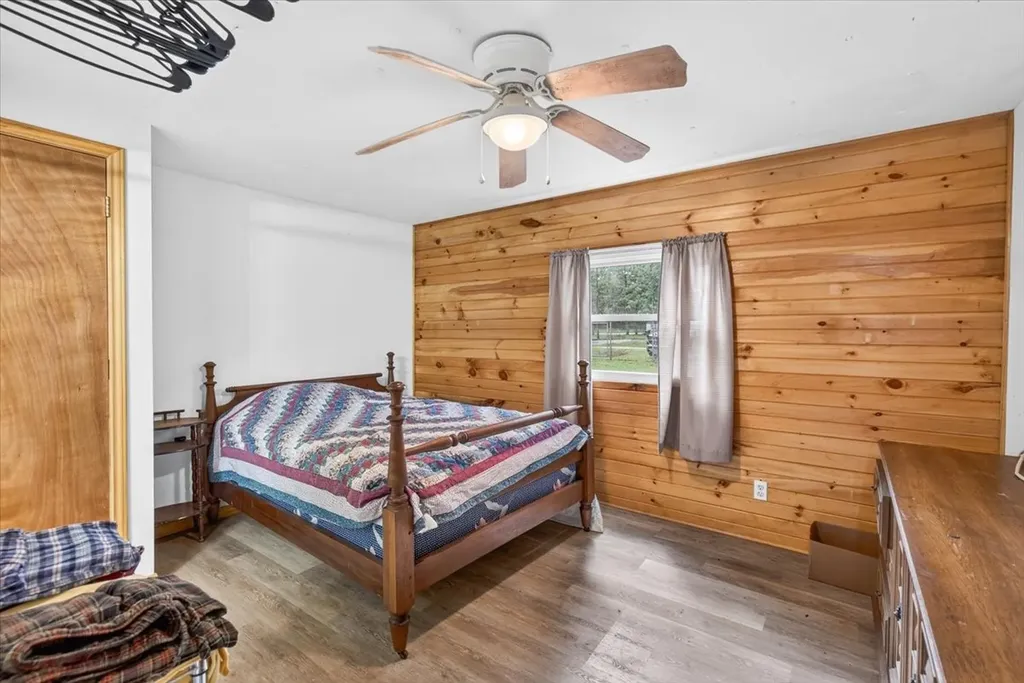160 Buffalo Springs Road Mabank TX 75156