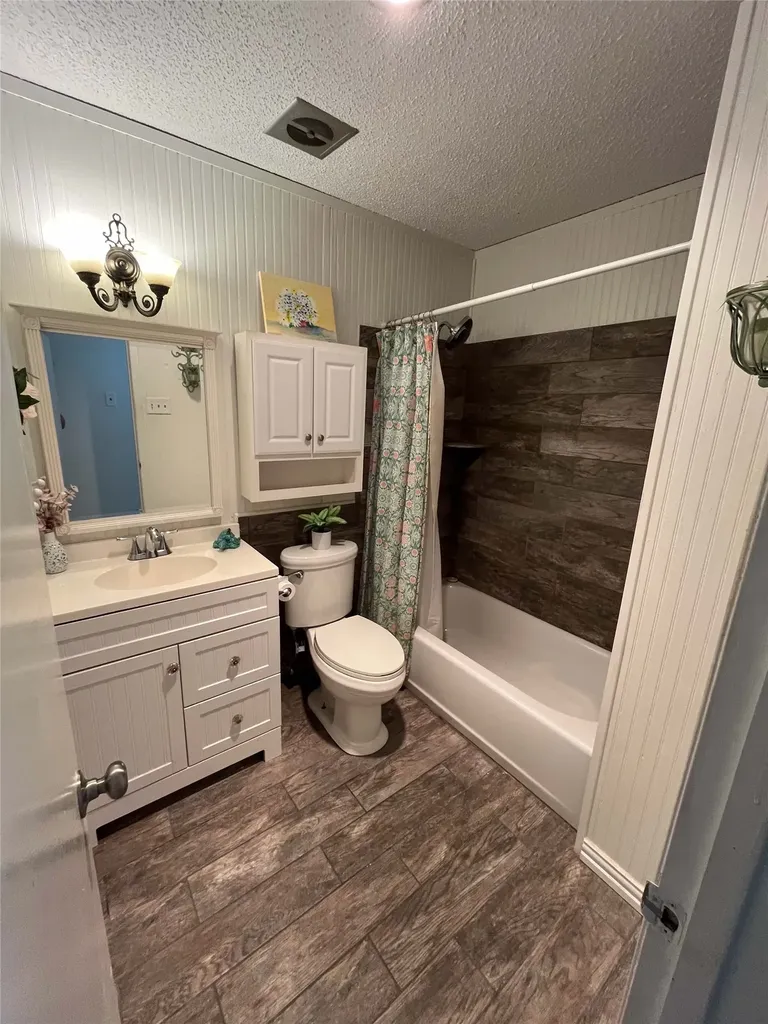 909 Wandering Way Drive Allen TX 75002