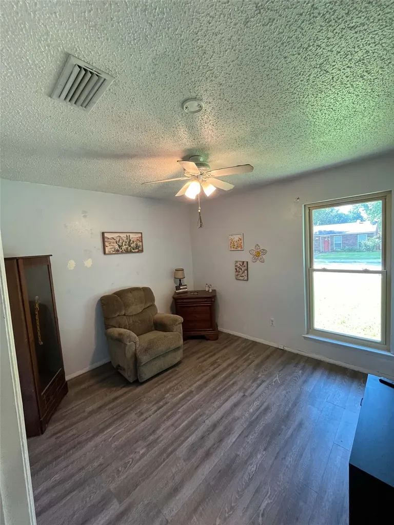 909 Wandering Way Drive Allen TX 75002