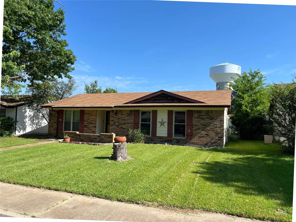 909 Wandering Way Drive Allen TX 75002