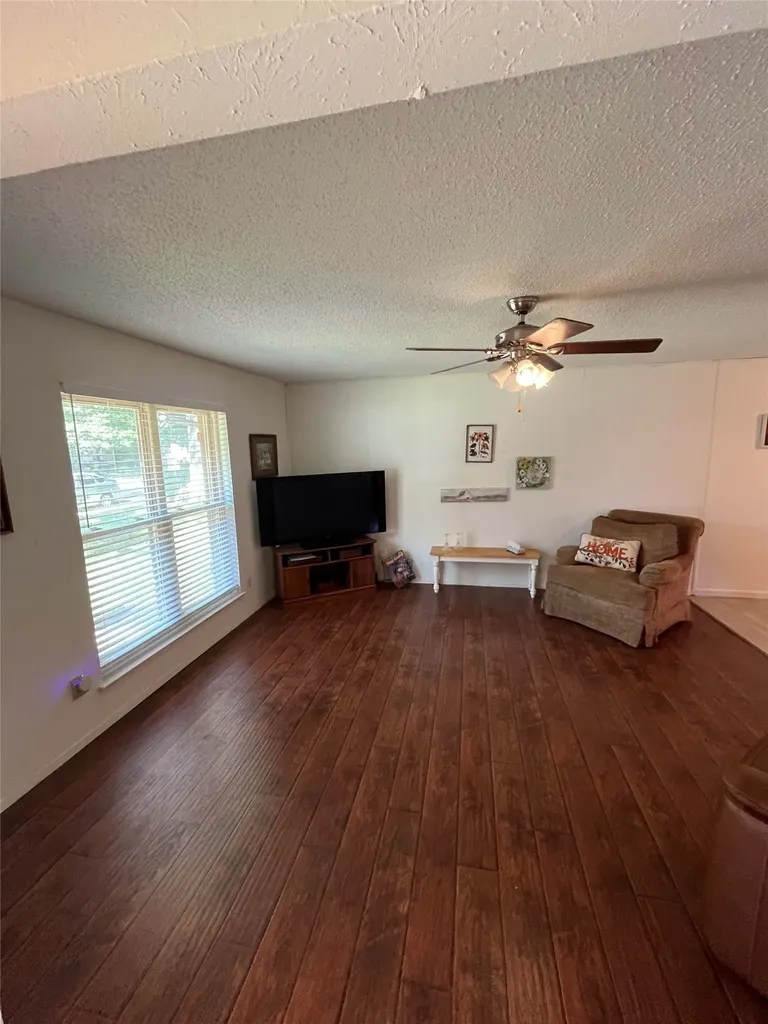 909 Wandering Way Drive Allen TX 75002