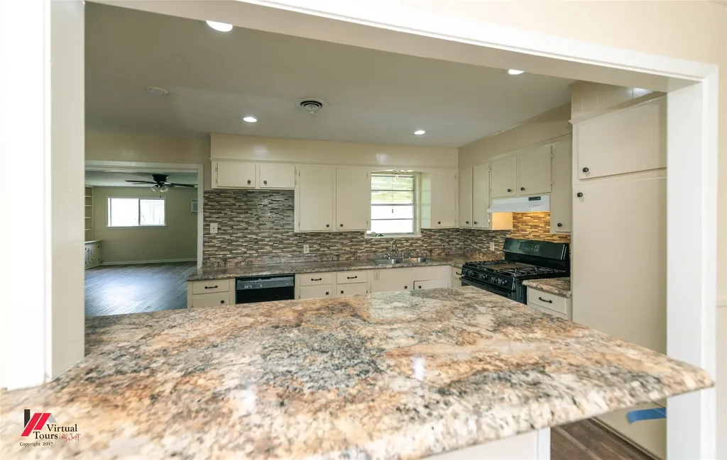 7447 Songwood Drive Shreveport LA 71129
