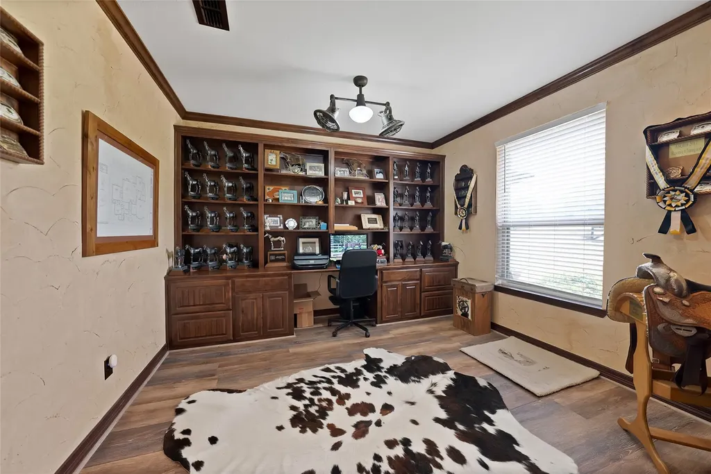 411 N Oak Branch Road Waxahachie TX 75167