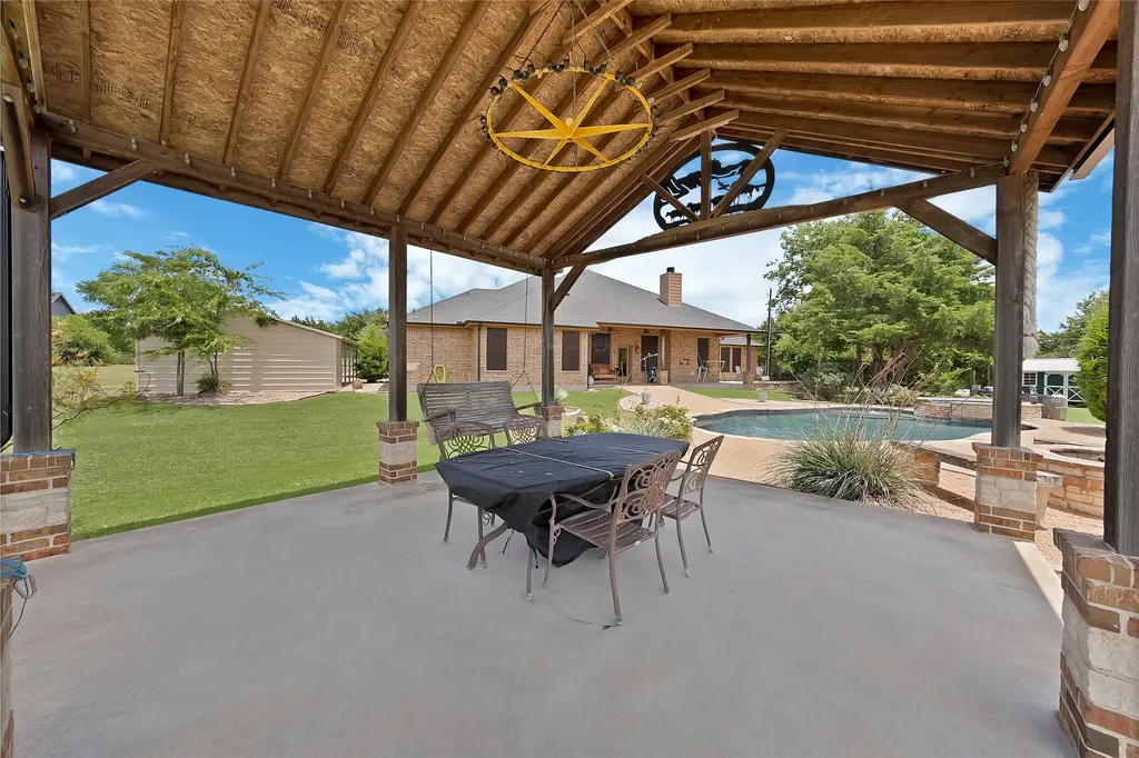 411 N Oak Branch Road Waxahachie TX 75167