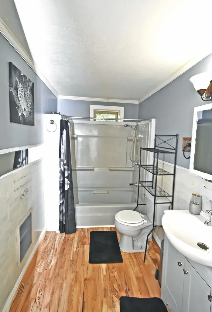 411 N Winnsboro Street Quitman TX 75783