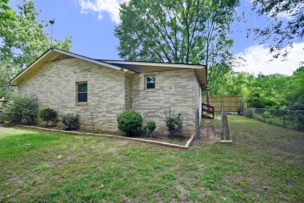411 N Winnsboro Street Quitman TX 75783