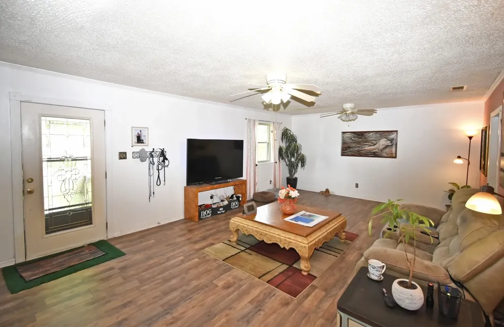411 N Winnsboro Street Quitman TX 75783